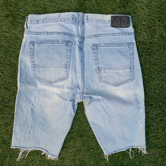 Pacsun ripped Jean shorts size 31 - Picture 3 of 4